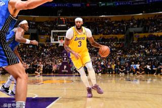 同的舞台上 同的舞台上